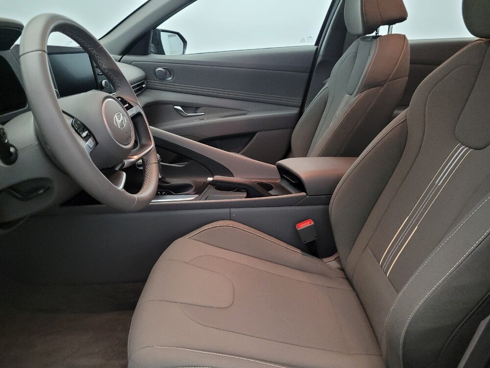 2025 Hyundai Elantra in Henrico, VA 23223 - 18129353 17