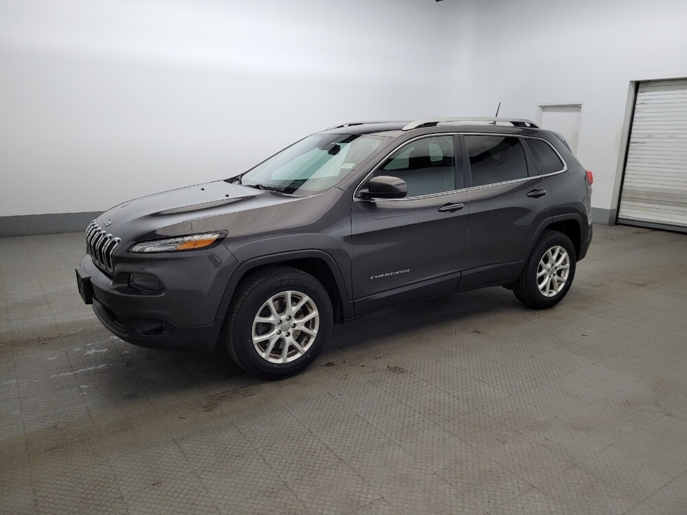 2016 Jeep Cherokee in Williamstown, NJ 8094 - 18129355 2
