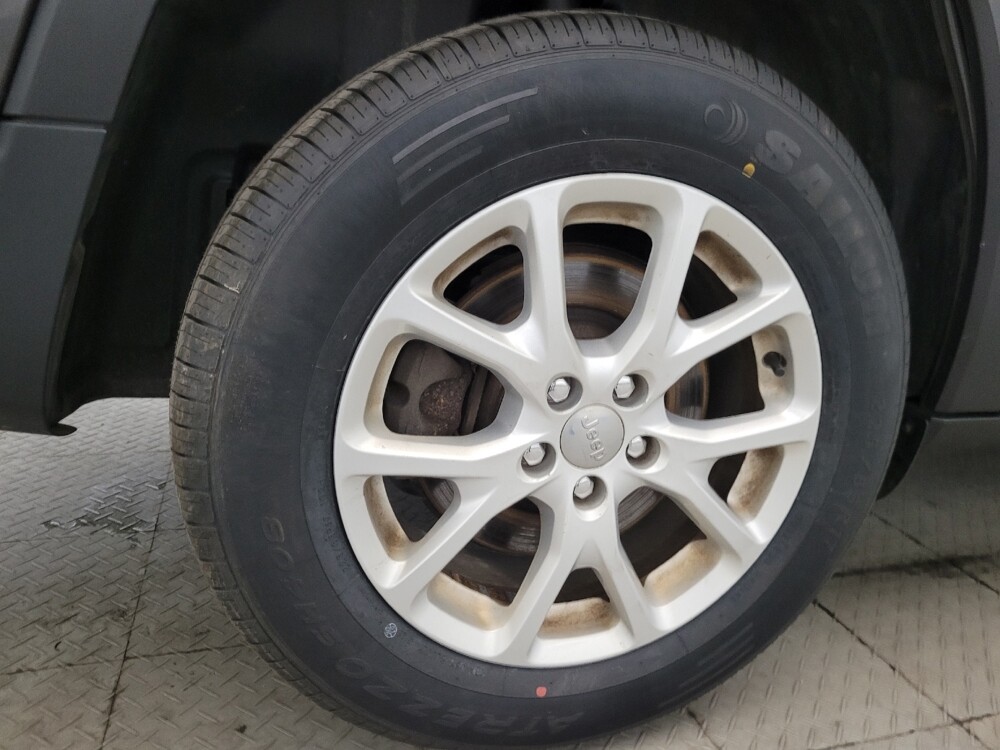 2016 Jeep Cherokee in Williamstown, NJ 8094 - 18129355 31