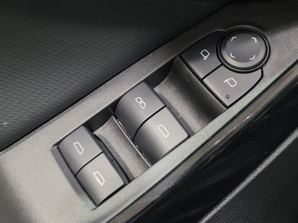 2025 Chevrolet Equinox in Henrico, VA 23223 - 18129361 27