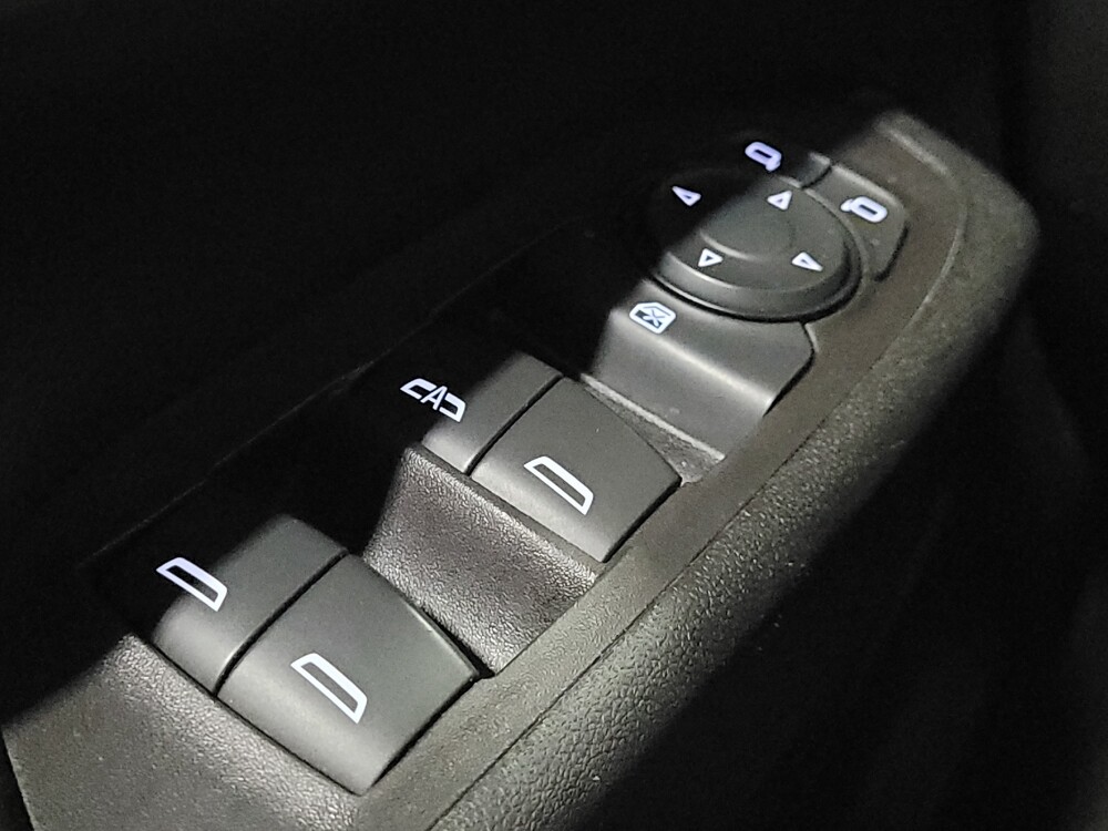 2021 Chevrolet Equinox in Henrico, VA 23223 - 18129376 27