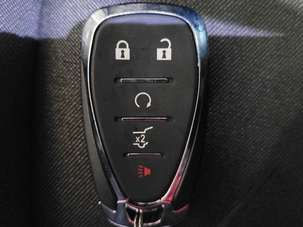 2019 Chevrolet Equinox in Woodbridge, VA 22191 - 18129377 32