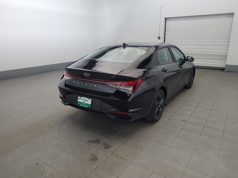 2023 Hyundai Elantra in Woodbridge, VA 22191 - 18129378 9