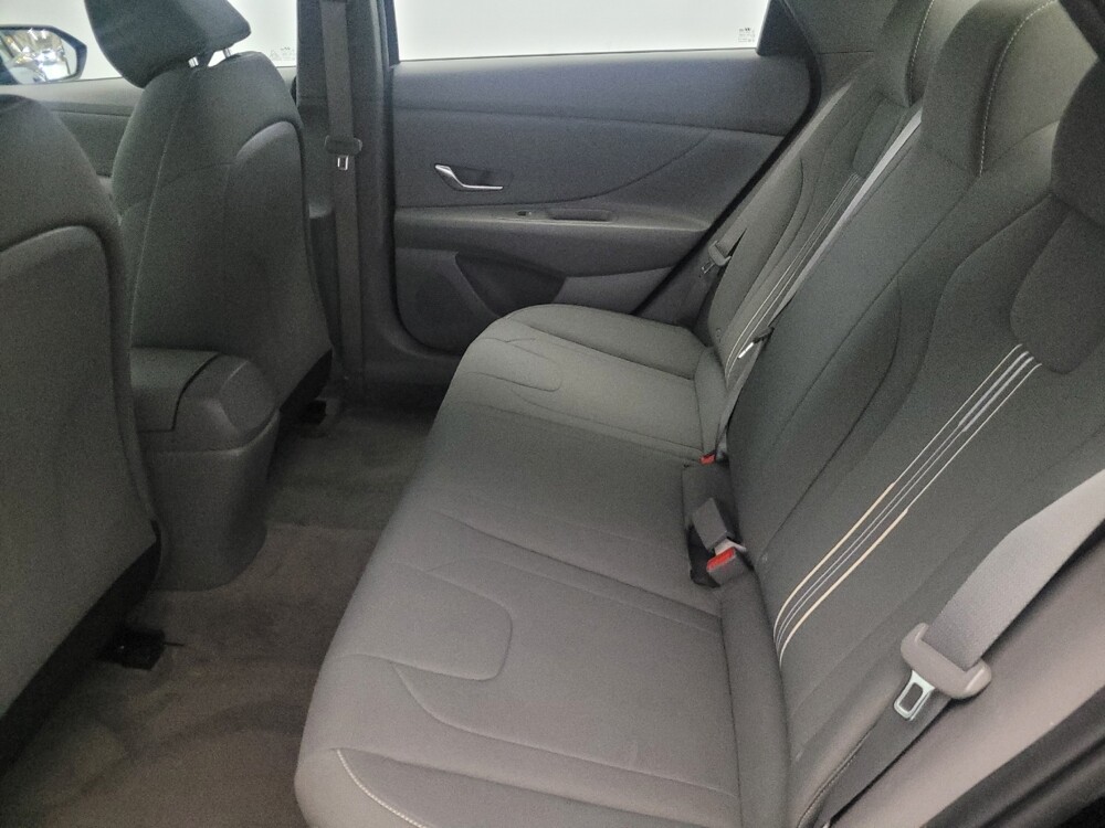 2023 Hyundai Elantra in Woodbridge, VA 22191 - 18129378 18