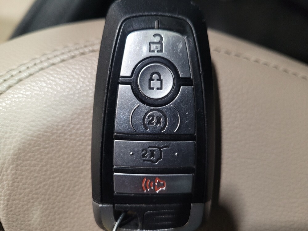 2020 Ford Explorer in Williamstown, NJ 8094 - 18129381 32