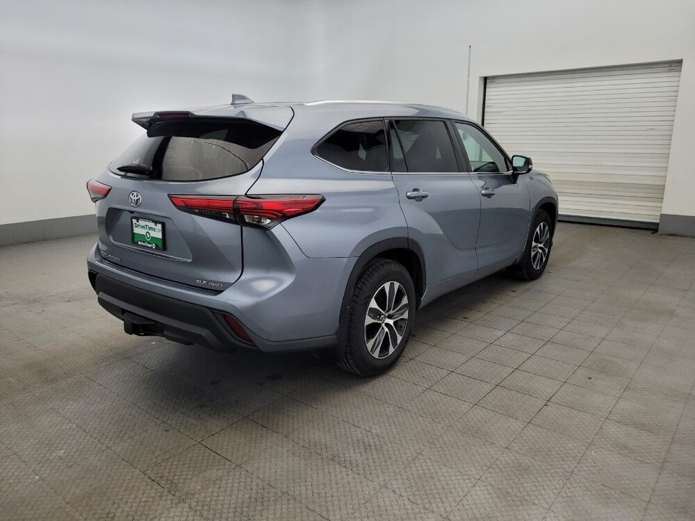 2020 Toyota Highlander in Williamstown, NJ 8094 - 18129383 9