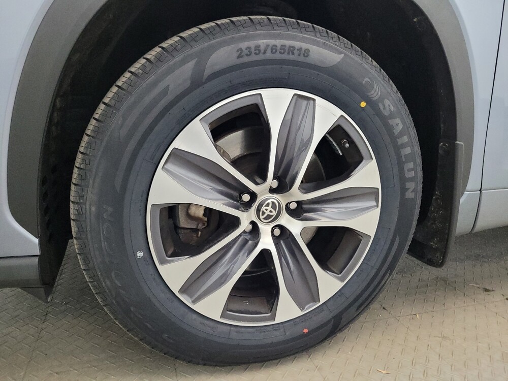 2020 Toyota Highlander in Williamstown, NJ 8094 - 18129383 31