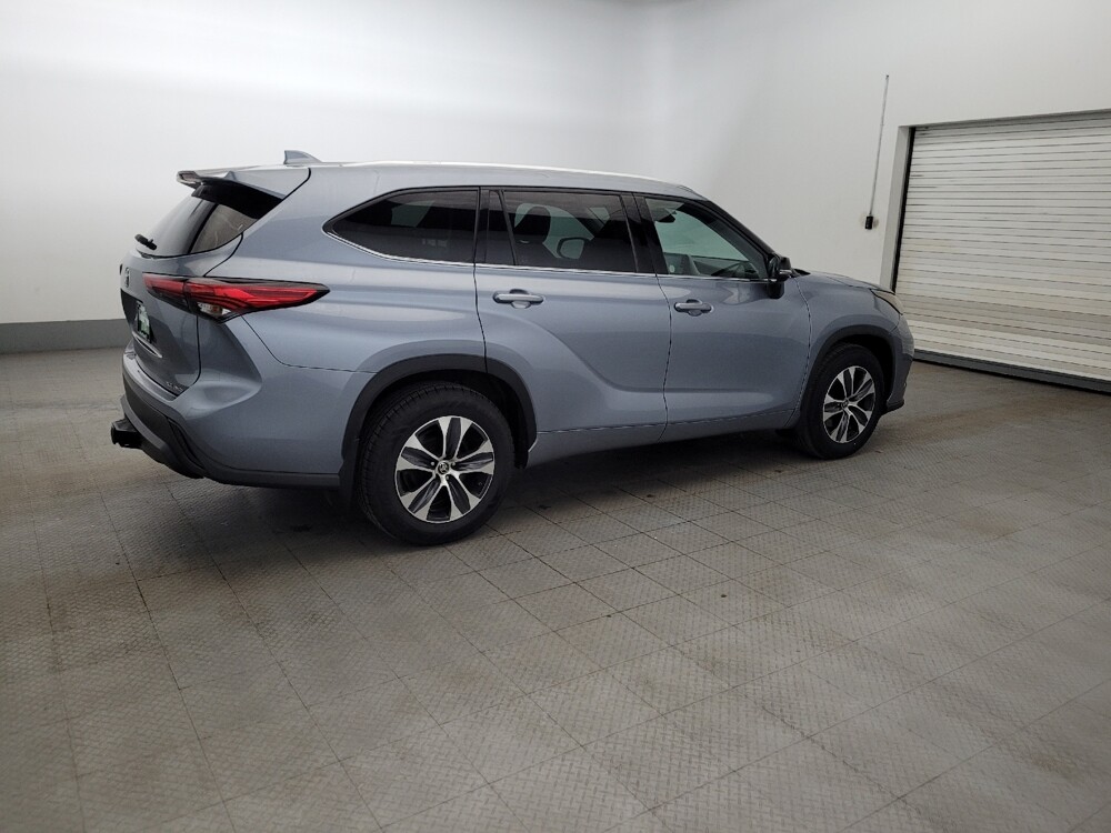 2020 Toyota Highlander in Williamstown, NJ 8094 - 18129383 10