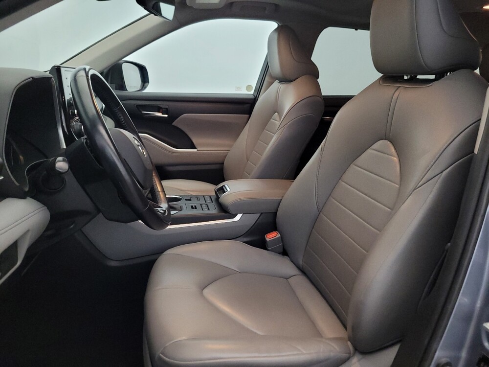 2020 Toyota Highlander in Williamstown, NJ 8094 - 18129383 17