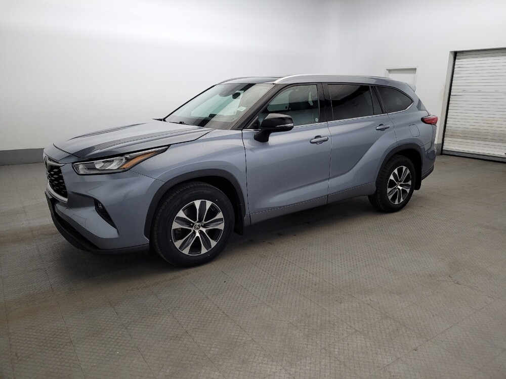 2020 Toyota Highlander in Williamstown, NJ 8094 - 18129383 2