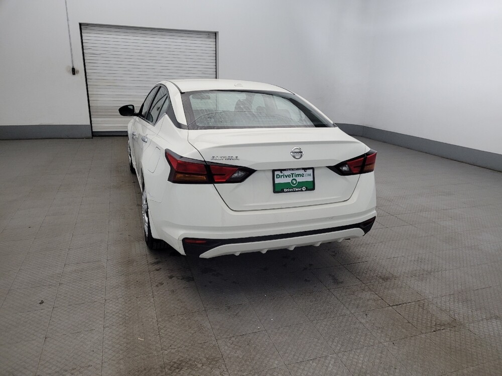 2020 Nissan Altima in Williamstown, NJ 8094 - 18129387 6