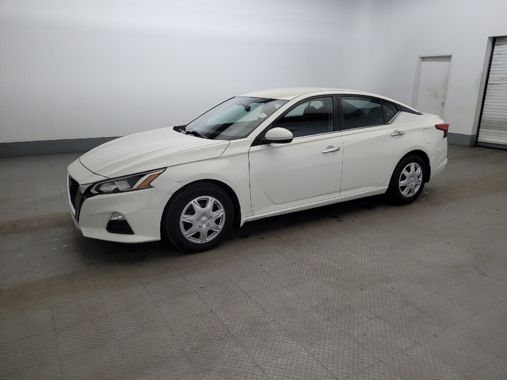 2020 Nissan Altima in Williamstown, NJ 8094 - 18129387 2