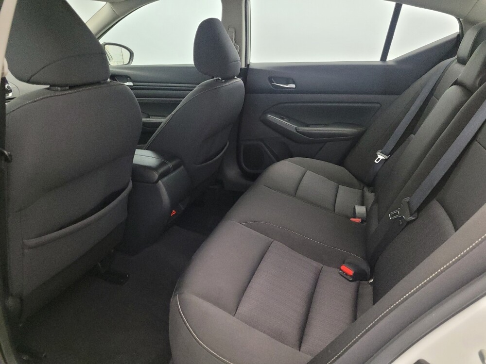 2020 Nissan Altima in Williamstown, NJ 8094 - 18129387 18