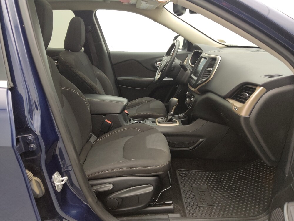 2015 Jeep Cherokee in St. Louis, MO 63136 - 18129391 21