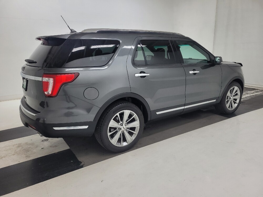 2018 Ford Explorer in St. Louis, MO 63125 - 18129392 10