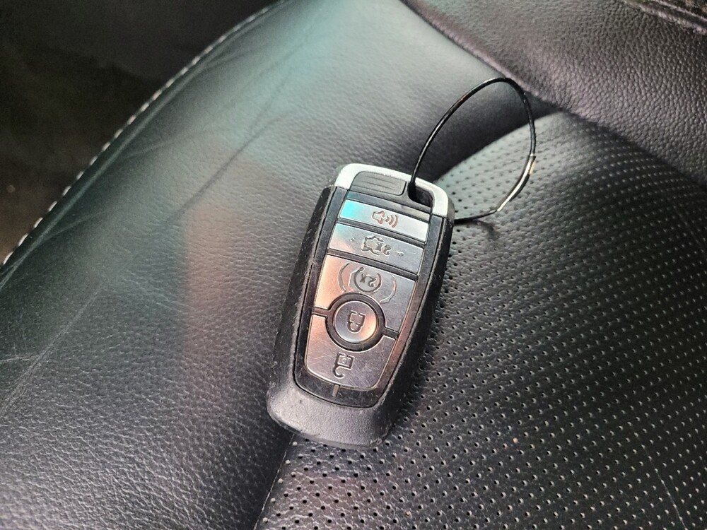 2018 Ford Explorer in St. Louis, MO 63125 - 18129392 32