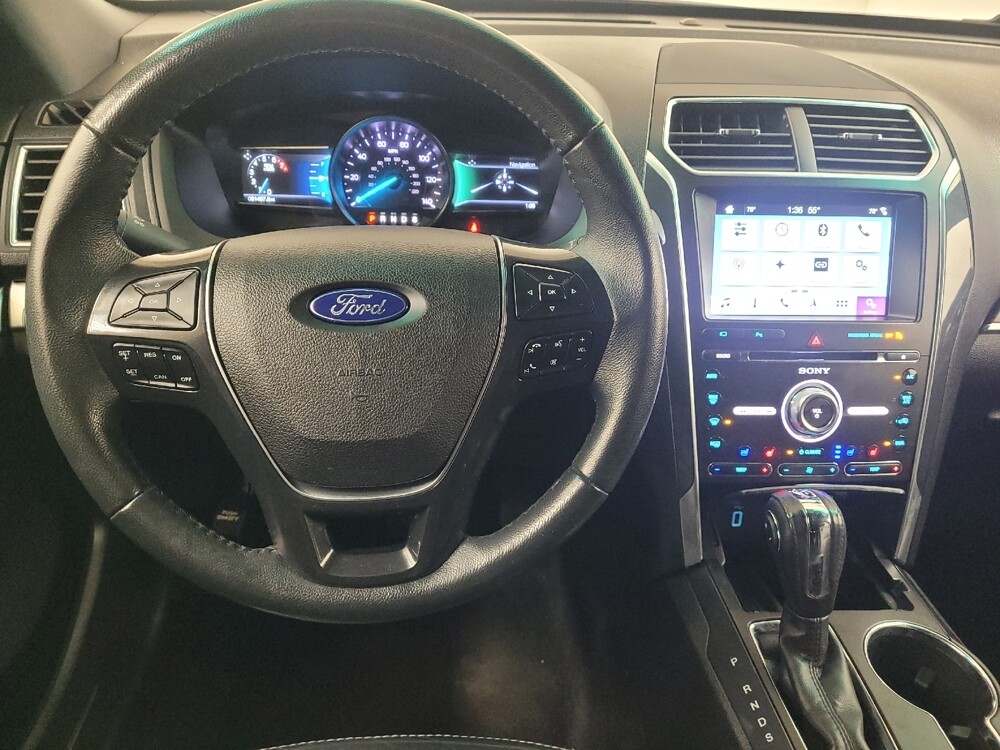 2018 Ford Explorer in St. Louis, MO 63125 - 18129392 22