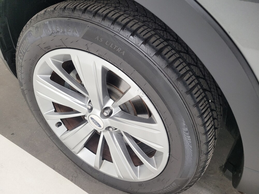 2018 Ford Explorer in St. Louis, MO 63125 - 18129392 31