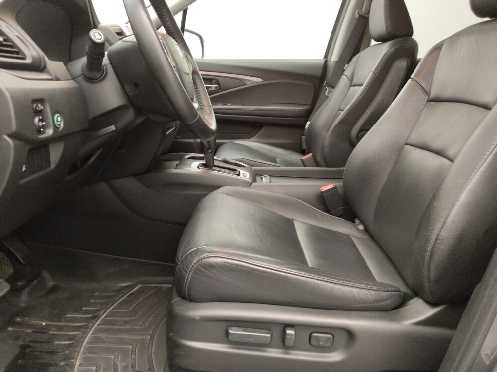 2017 Honda Pilot in Independence, MO 64055 - 18129393 17