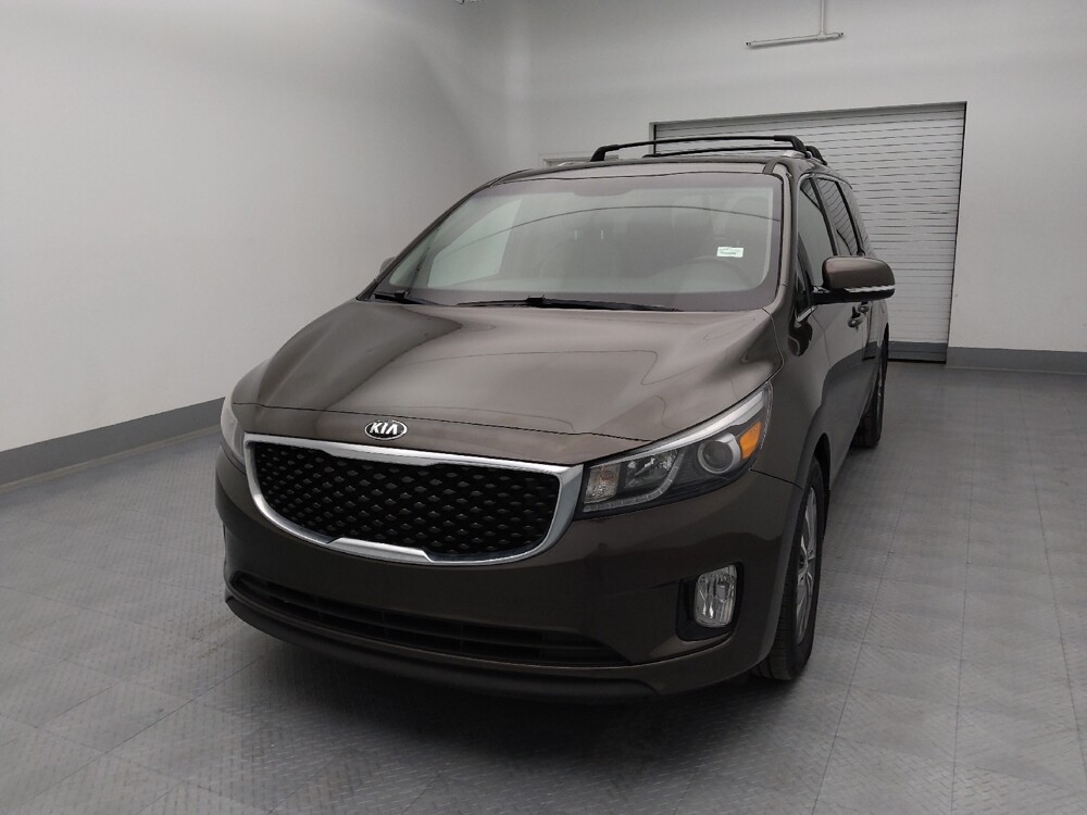 2016 Kia Sedona in Springfield, MO 65807 - 18129395 15