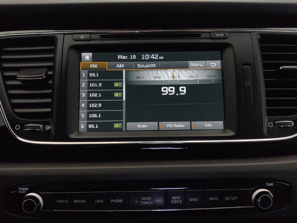 2016 Kia Sedona in Springfield, MO 65807 - 18129395 25