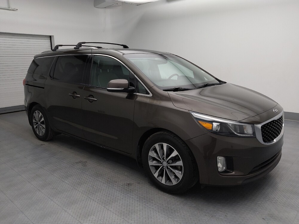 2016 Kia Sedona in Springfield, MO 65807 - 18129395 11