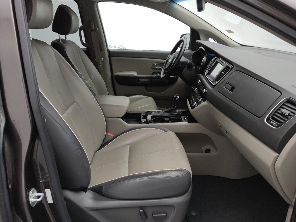 2016 Kia Sedona in Springfield, MO 65807 - 18129395 21