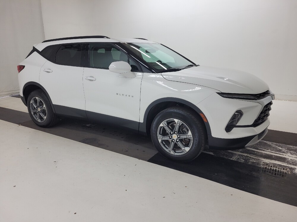 2024 Chevrolet Blazer in St. Louis, MO 63125 - 18129396 11