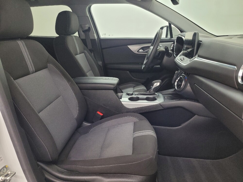 2024 Chevrolet Blazer in St. Louis, MO 63125 - 18129396 21