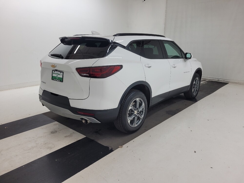 2024 Chevrolet Blazer in St. Louis, MO 63125 - 18129396 9