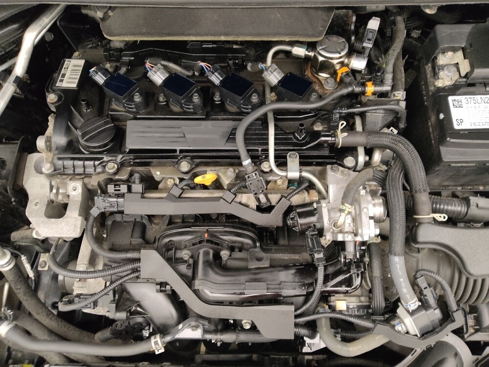 2022 Toyota Corolla in Wichita, KS 67207 - 18129397 30