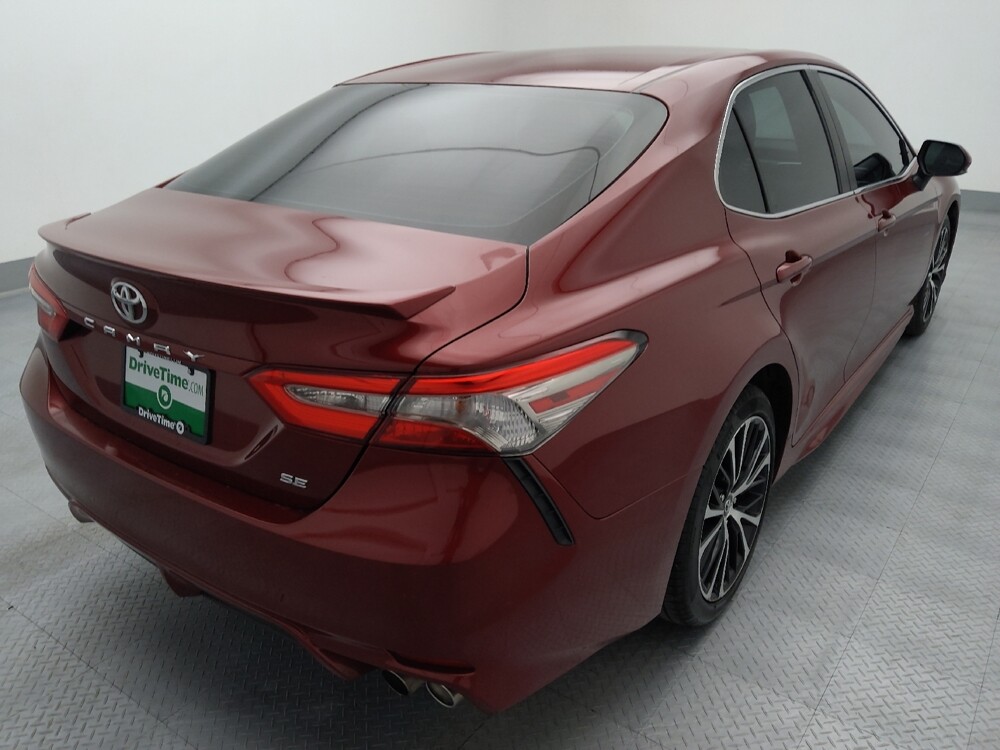 2018 Toyota Camry in Independence, MO 64055 - 18129403 9