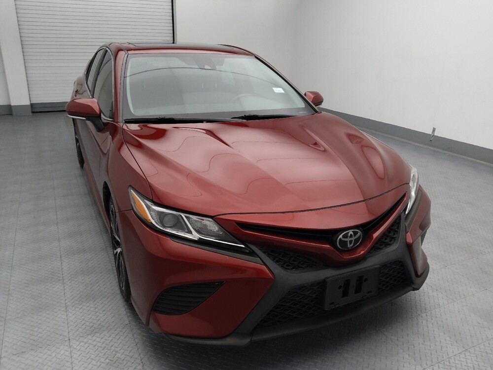 2018 Toyota Camry in Independence, MO 64055 - 18129403 14