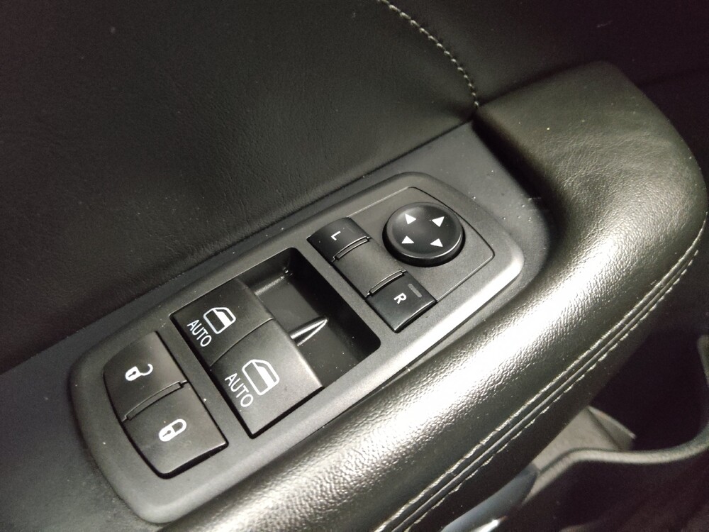 2017 Dodge Challenger in Independence, MO 64055 - 18129411 27