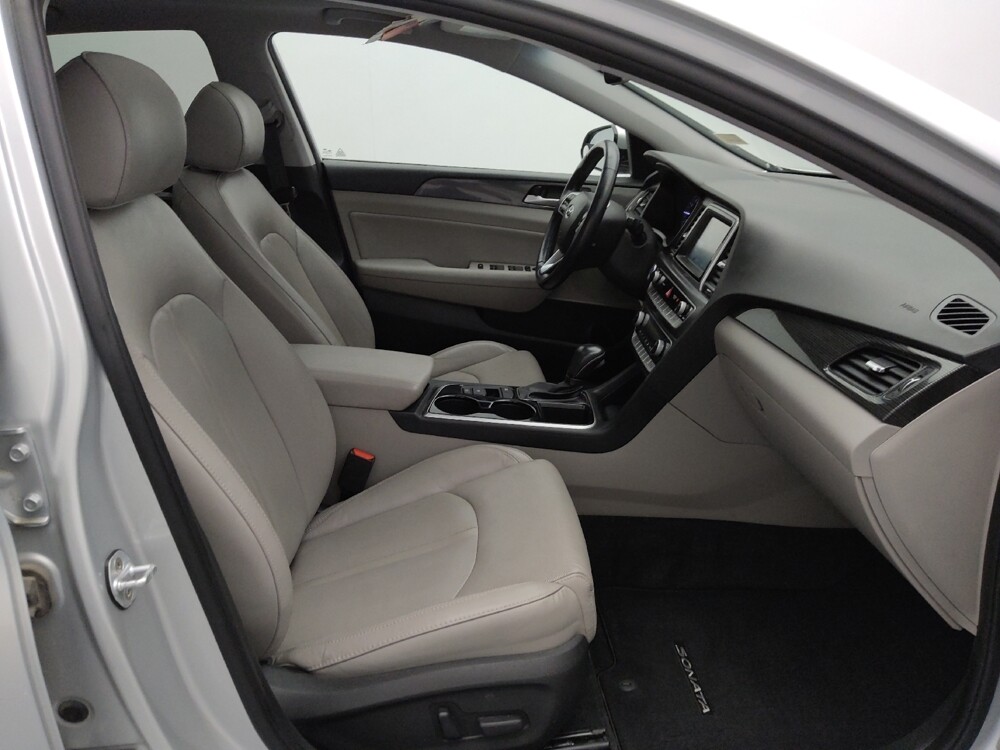 2018 Hyundai Sonata in Independence, MO 64055 - 18129412 21