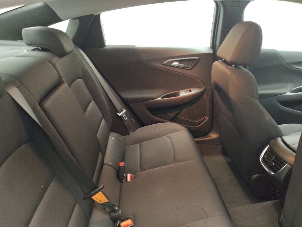 2023 Chevrolet Malibu in Midlothian, IL 60445 - 18129415 19