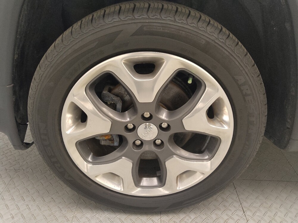 2018 Jeep Compass in Des Moines, IA 50310 - 18129418 31