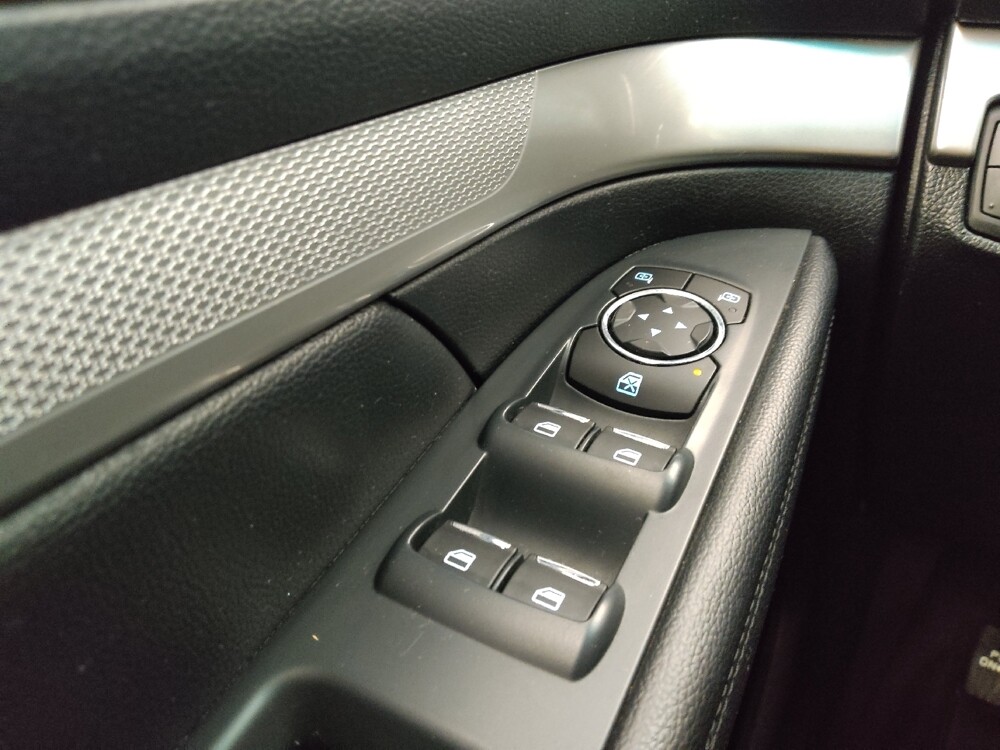 2016 Ford Explorer in Lombard, IL 60148 - 18129420 27