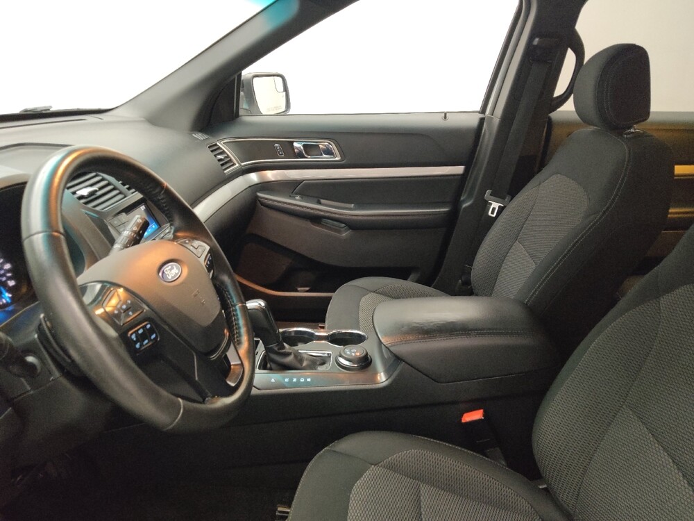2016 Ford Explorer in Lombard, IL 60148 - 18129420 17