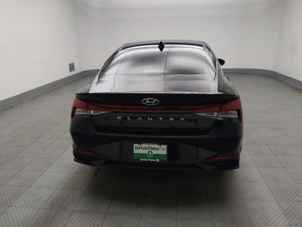 2023 Hyundai Elantra in Lombard, IL 60148 - 18129422 7