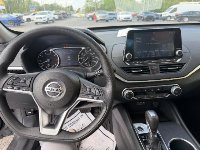 2022 Nissan Altima in Indianapolis, IN 46222-4002 - 18129430 7