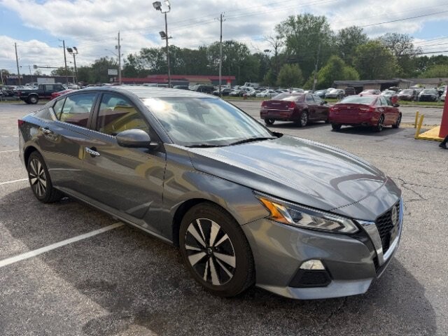 2022 Nissan Altima in Indianapolis, IN 46222-4002 - 18129430 3