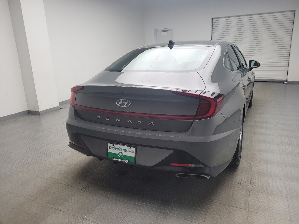 2020 Hyundai Sonata in Eastpointe, MI 48021 - 18129435 7
