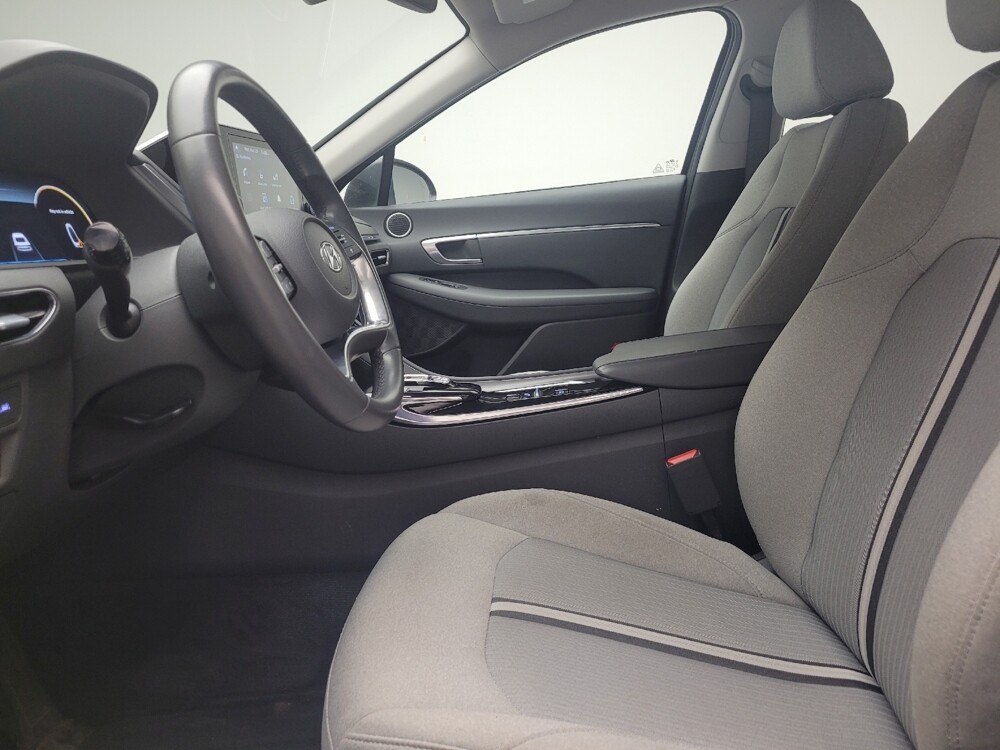 2020 Hyundai Sonata in Eastpointe, MI 48021 - 18129435 17