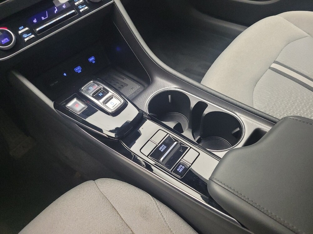 2020 Hyundai Sonata in Eastpointe, MI 48021 - 18129435 26