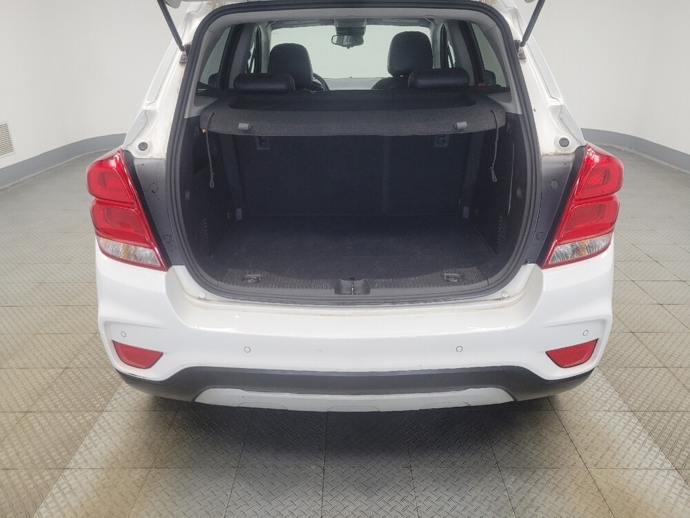 2020 Chevrolet Trax in Highland, IN 46322 - 18129442 29