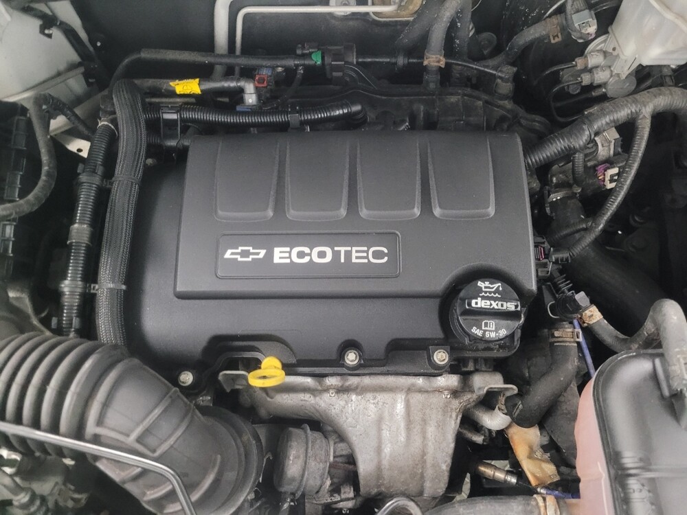 2020 Chevrolet Trax in Highland, IN 46322 - 18129442 30