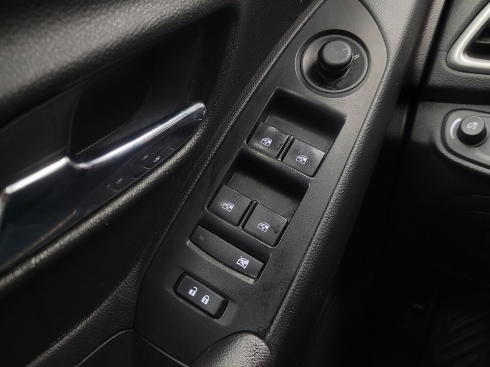 2020 Chevrolet Trax in Highland, IN 46322 - 18129442 27