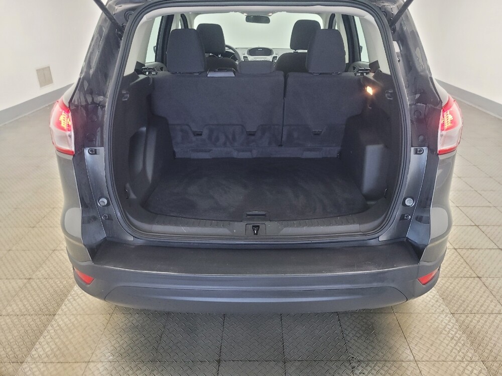 2016 Ford Escape in Indianapolis, IN 46219 - 18129443 29