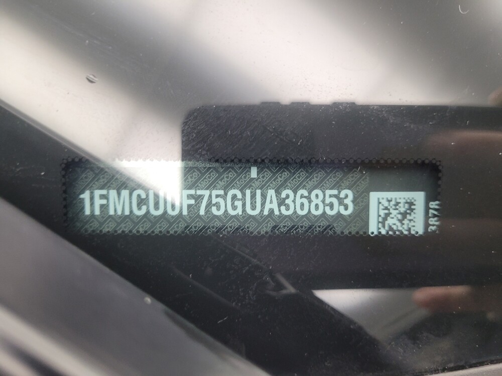 2016 Ford Escape in Indianapolis, IN 46219 - 18129443 33